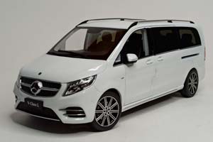 MERCEDES V-CLASS WHITE 1:18 ДИЛЕРСКИЙ
