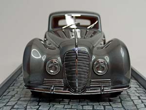 DELAHAYE TYPE 145 V-12 COUPE 1937 GREY 1:18 — фото 7