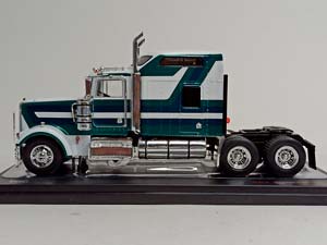 KENWORTH W900 BIG SLEEPER 1984 IXO 1:43 — фото 3
