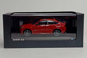 BMW X4 RED 1:43 PARAGON ДИЛЕРСКИЙ — фото 9