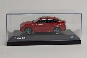 BMW X4 RED 1:43 PARAGON ДИЛЕРСКИЙ — фото 8