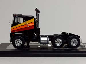 MACK SERIE F-1977 IXO 1:43 — фото 3