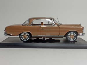 MERCEDES 250 SE COUPE 1969 W111 NOREV 1:18 — фото 6