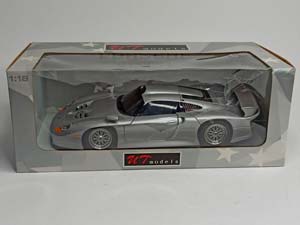 PORSCHE 911 GT1 1997 STREET CAR 1:18 UT MODELS — фото 10