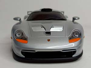 PORSCHE 911 GT1 1997 STREET CAR 1:18 UT MODELS — фото 8