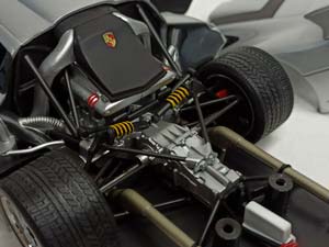 PORSCHE 911 GT1 1997 STREET CAR 1:18 UT MODELS — фото 9