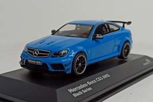 MERCEDES C63 AMG BLACK SERIES 1:43 SOLIDO