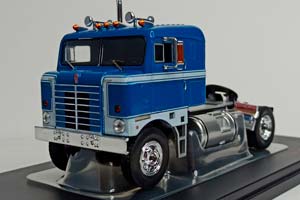 KENWORTH BULLNOSE - 1950 IXO 1:43