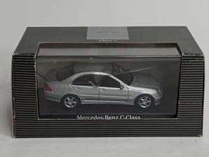 MERCEDES C-CLASS AVANTGARDE 1:43 SCHUCO — фото 10