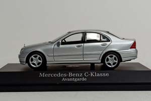 MERCEDES C-CLASS AVANTGARDE 1:43 SCHUCO — фото 3