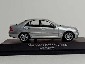 MERCEDES C-CLASS AVANTGARDE 1:43 SCHUCO — фото 6