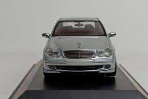 MERCEDES C-CLASS AVANTGARDE 1:43 SCHUCO — фото 8