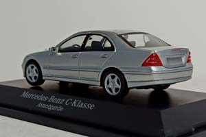 MERCEDES C-CLASS AVANTGARDE 1:43 SCHUCO — фото 2