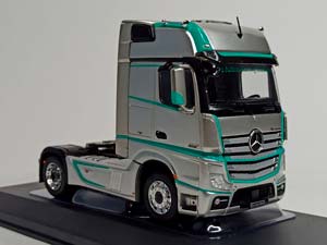 MERCEDES ACTROS MP-4 IXO 1:43 — фото 7