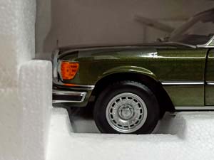 MERCEDES 350 SE US VERSION 1:18 NOREV 1973 — фото 3
