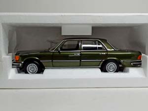 MERCEDES 350 SE US VERSION 1:18 NOREV 1973