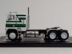 FREIGHTLINER FLA 1993 IXO 1:43 — фото 3