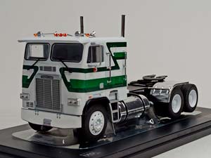 FREIGHTLINER FLA 1993 IXO 1:43