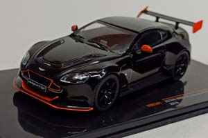 ASTON MARTIN VANTAGE GT 12 - 2015 IXO 1:43