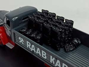MERCEDES L334- RAAB KARCHER WITH LOAD 1:43 IXO — фото 4