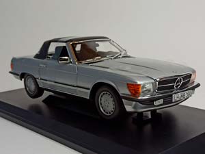 MERCEDES 380 SL (R107) 1985 NOREV 1:18 — фото 7