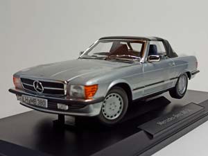 MERCEDES 380 SL (R107) 1985 NOREV 1:18 — фото 9