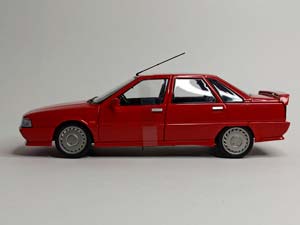 RENAULT 21 MK1 TURBO 1988 RED 1:18 SOLIDO — фото 2