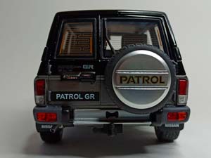 NISSAN PATROL GR (Y60) 1992 OTTO 1:18 — фото 4