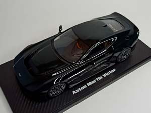 ASTON MARTIN VICTOR GREEN 1:18 GT SPIRIT — фото 9