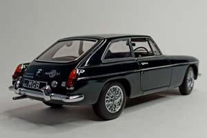 MGB GT COUPE MK 2 GREEN 1:18 AUTOART — фото 5