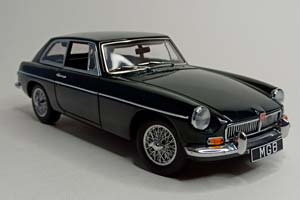 MGB GT COUPE MK 2 GREEN 1:18 AUTOART — фото 8