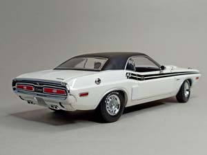 DODGE CHALLENGER R/T 1971 GREENLIGHT 1:18 — фото 6