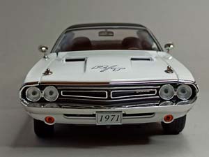 DODGE CHALLENGER R/T 1971 GREENLIGHT 1:18 — фото 9
