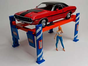 DODGE CHALLENGER R/T 440 GREENLIGHT 1:18 — фото 9