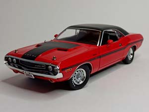 DODGE CHALLENGER R/T 440 GREENLIGHT 1:18