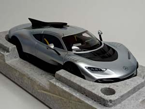 MERCEDES AMG ONE (C298) SILVER NZG 1:18 — фото 2