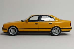BMW M5 (E34) YELLOW 1:18 OTTOMOBILE — фото 2