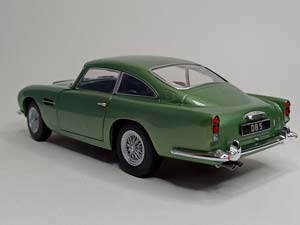 ASTON MARTIN DB5 - 1964 SOLIDO 1:18 — фото 3