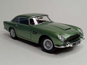 ASTON MARTIN DB5 - 1964 SOLIDO 1:18 — фото 8