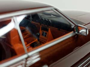 MERCEDES 500 SLC (C107) -1981 BROWN 1:18 KK SCALE — фото 9