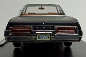 DODGE MONACO POLICE 1974 KK SCALE 1:18 — фото 4
