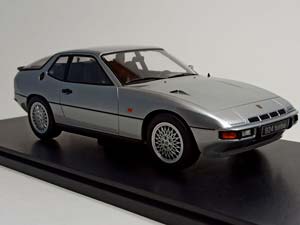 PORSCHE 924 TURBO - 1986 KK SCALE 1:18 — фото 7