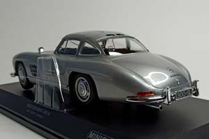 MERCEDES 300 SL (W198) -1955 SILVER 1:18 — фото 3