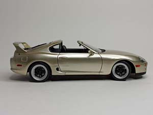 TOYOTA SUPRA MK4 (A80) TARGA 1998 SOLIDO 1:18 — фото 3