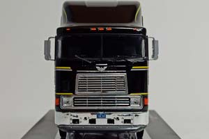 INTERNATIONAL EAGLE CABOVER -1995 IXO 1:43 — фото 8