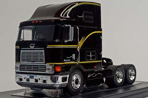 INTERNATIONAL EAGLE CABOVER -1995 IXO 1:43