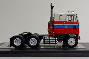 GMC ASTRO 95 - 1970 IXO 1:43 — фото 6