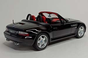 BMW Z3 M ROADSTER BLACK 1:18 OTTOMOBILE — фото 6