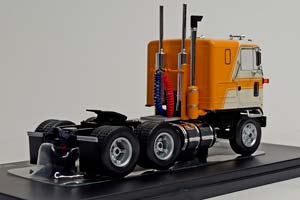 GMC ASTRO 95 - 1970 IXO 1:43 — фото 5