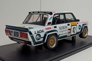 ВОЛЖСКИЙ АВТОМОБИЛЬ LADA 2105 VFTS #42 1000 LAKES 1:18 IXO — фото 5